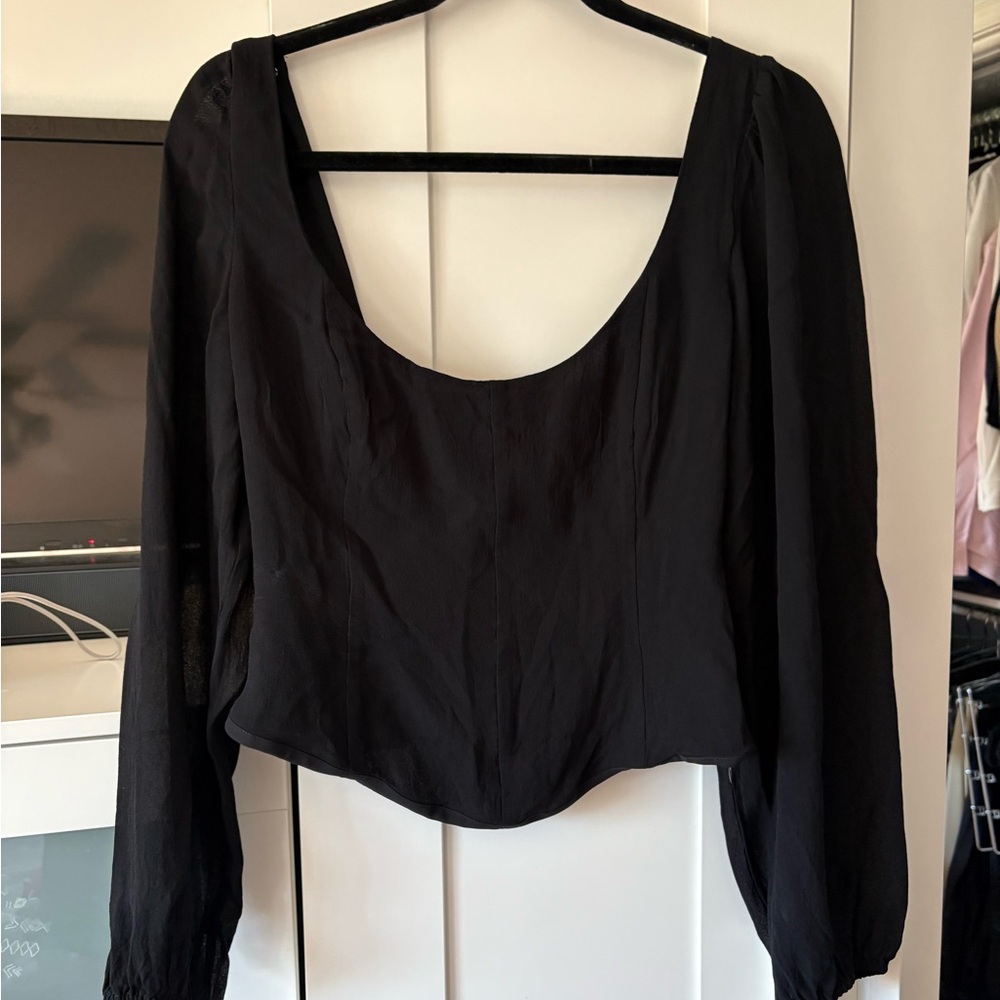 Aritzia Cropped Black Women's Top